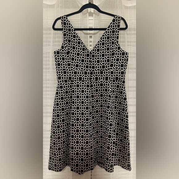 NWOT Women’s Lauren Ralph Lauren Black Gold Metallic Textured Cocktail 16 Petite - Picture 6 of 6
